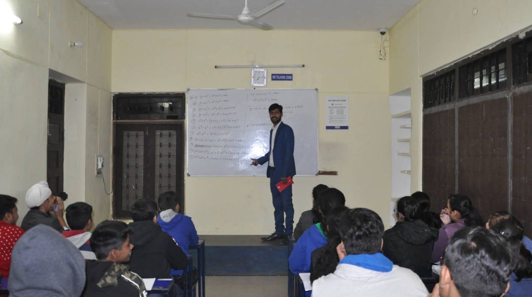 Tiwari Tutorials image 2